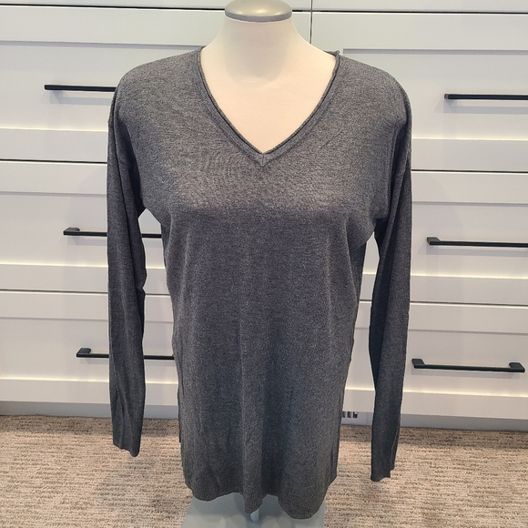 Thyme maternity sweater - Picture 1 of 5